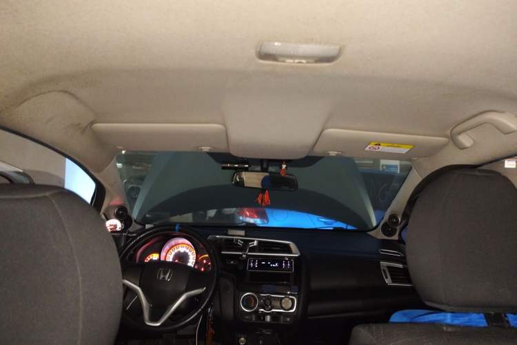 Used Honda Fit 2018 1.5L Manual Comfort Version Headliner