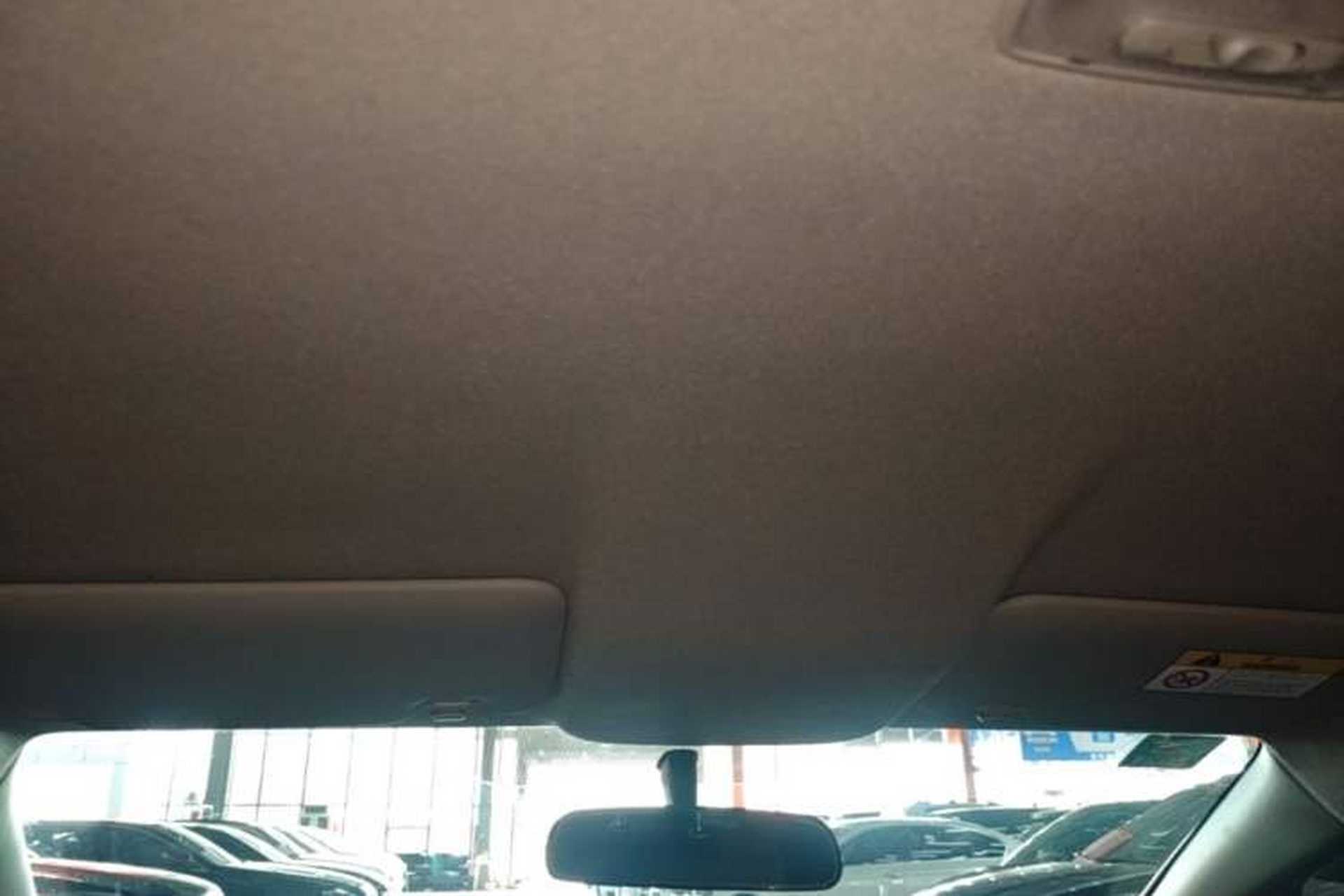 Used Honda Fit 2018 1.5L CVT Comfort Version Headliner