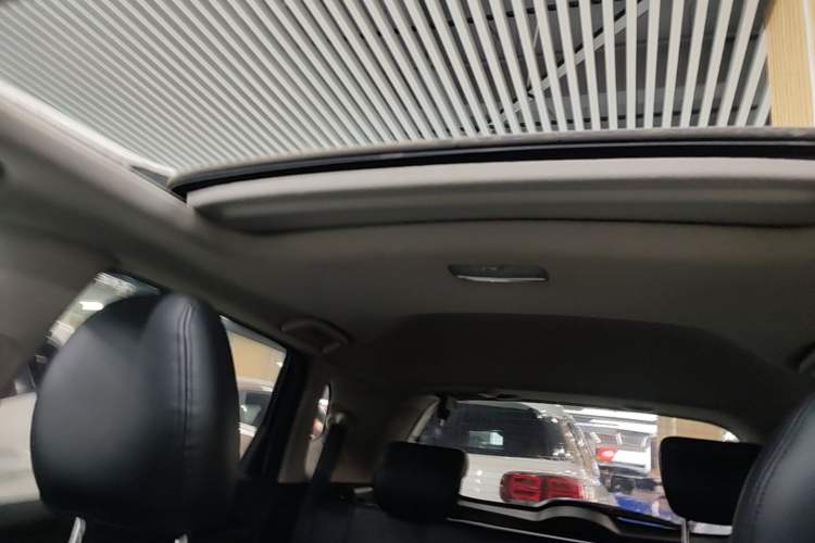 Used Honda Fit 2018 1.5L CVT Comfort Sunroof Version Headliner