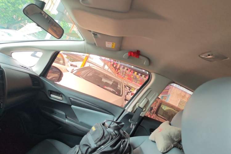Used Honda Fit 2018 1.5L CVT Comfort Version Headliner