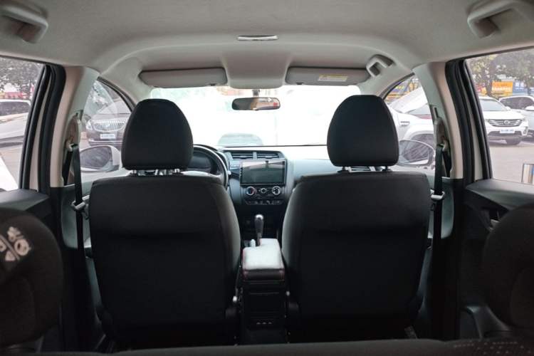 Used Honda Fit 2018 1.5L CVT Comfort Version Headliner