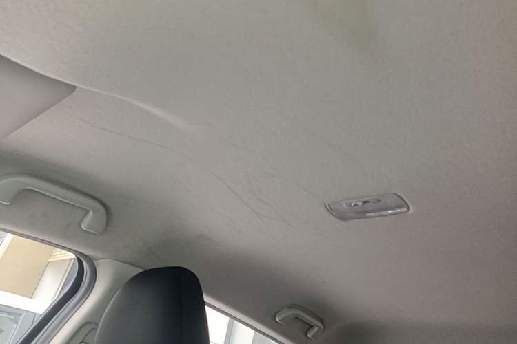Used Honda Fit 2018 1.5L CVT Comfort Version Headliner