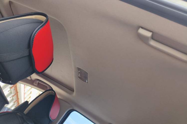 Used Honda Fit 2018 1.5L CVT Comfort Sunroof Version Headliner