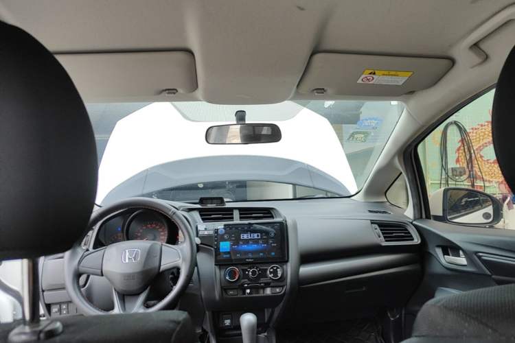 Used Honda Fit 2018 1.5L CVT Comfort Version Headliner