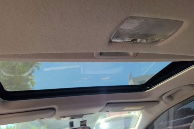 Used Honda Fit 2018 1.5L CVT Comfort Sunroof Version Headliner