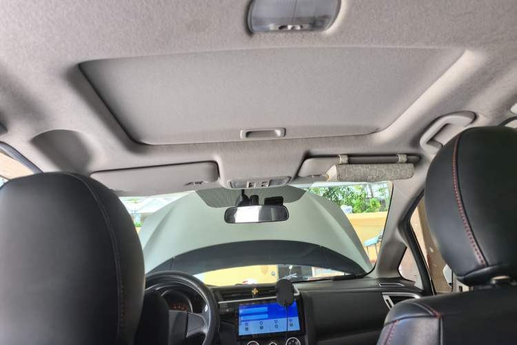 Used Honda Fit 2018 1.5L CVT Comfort Sunroof Version Headliner