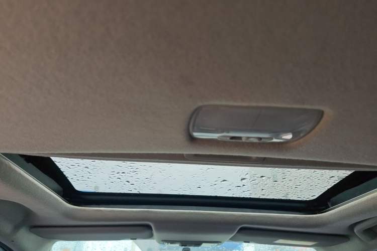 Used Honda Fit 2018 1.5L CVT Comfort Sunroof Version Headliner