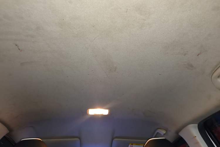 Used Honda Fit 2018 1.5L CVT Comfort Version Headliner