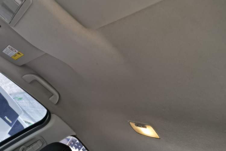 Used Honda Fit 2018 1.5L CVT Trendy Sports Edition Headliner