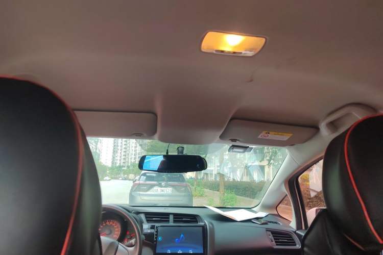 Used Honda Fit 2018 1.5L CVT Comfort Version Headliner