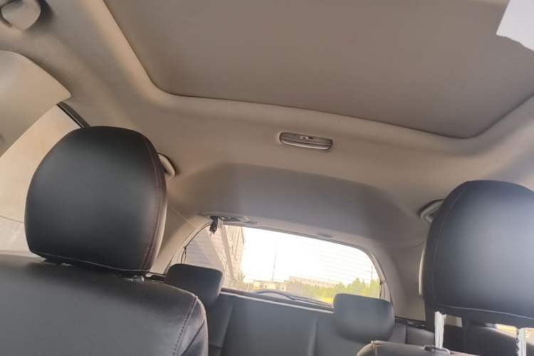 Used Honda Fit 2018 1.5L CVT Comfort Sunroof Version Headliner