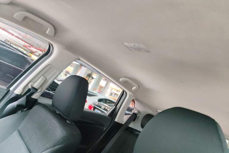 Used Honda Fit 2018 1.5L CVT Comfort Version Headliner