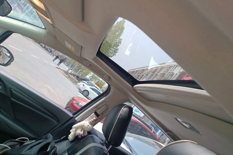 Used Honda Fit 2018 1.5L CVT Comfort Sunroof Version Headliner