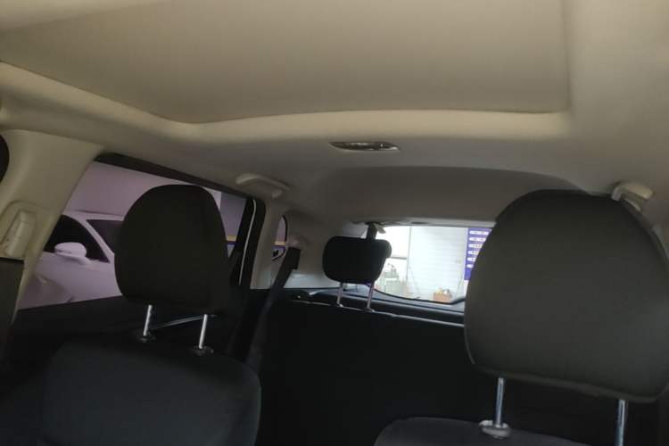 Used Honda Fit 2018 1.5L CVT Comfort Sunroof Version Headliner