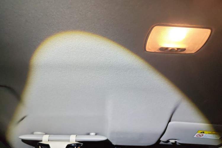 Used Honda Fit 2018 1.5L CVT Comfort Version Headliner