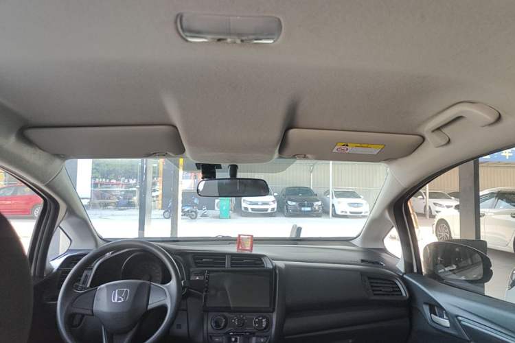 Used Honda Fit 2018 1.5L CVT Comfort Version Headliner