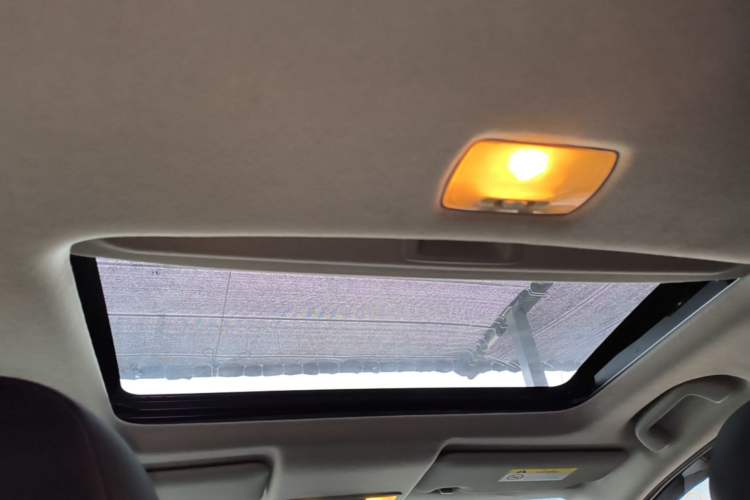 Used Honda Fit 2018 1.5L CVT Comfort Sunroof Version Headliner