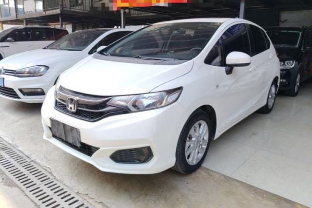 Used Honda Fit 2018 1.5L CVT Comfort Sunroof Version