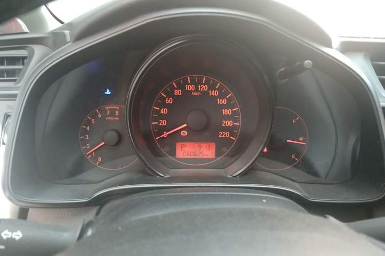 Used Honda Fit 2018 1.5L CVT Comfort Sunroof Version Instrument Cluster