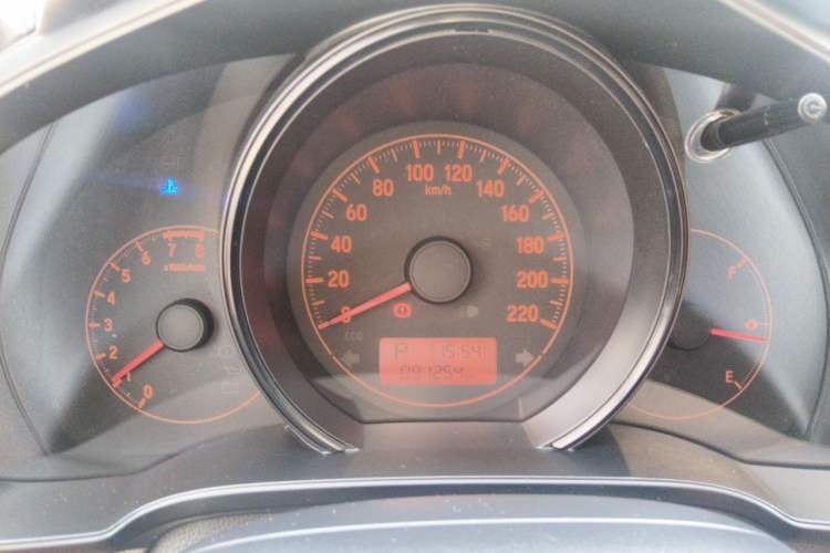 Used Honda Fit 2018 1.5L CVT Comfort Sunroof Version Instrument Cluster