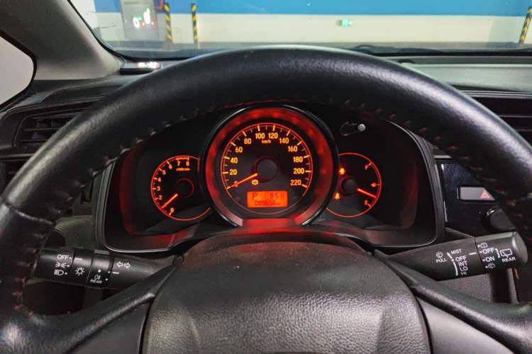 Used Honda Fit 2018 1.5L CVT Comfort Sunroof Version Instrument Cluster