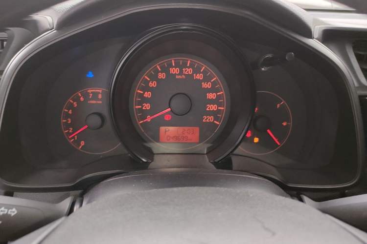 Used Honda Fit 2018 1.5L CVT Comfort Sunroof Version Instrument Cluster