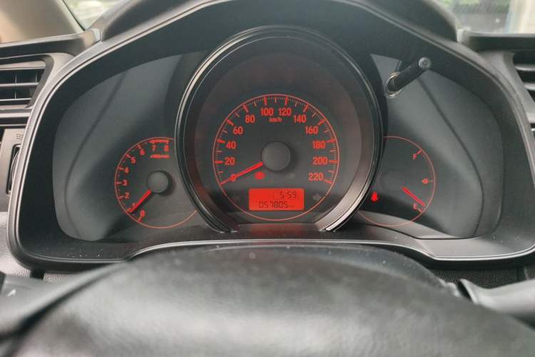 Used Honda Fit 2018 1.5L Manual Comfort Version Instrument Cluster