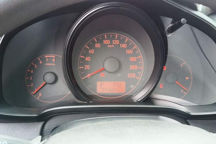 Used Honda Fit 2018 1.5L CVT Comfort Version Instrument Cluster