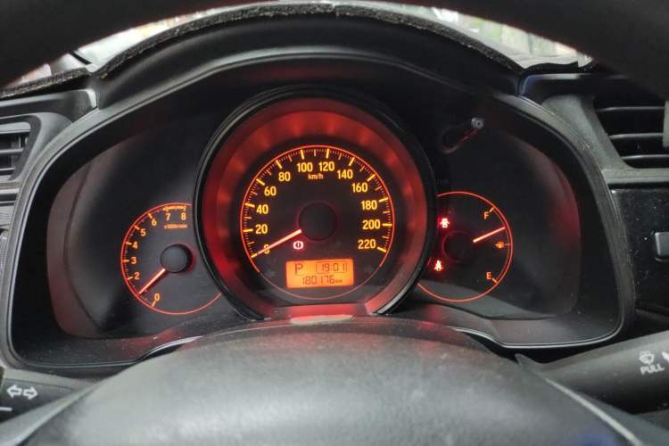 Used Honda Fit 2018 1.5L CVT Comfort Version Instrument Cluster