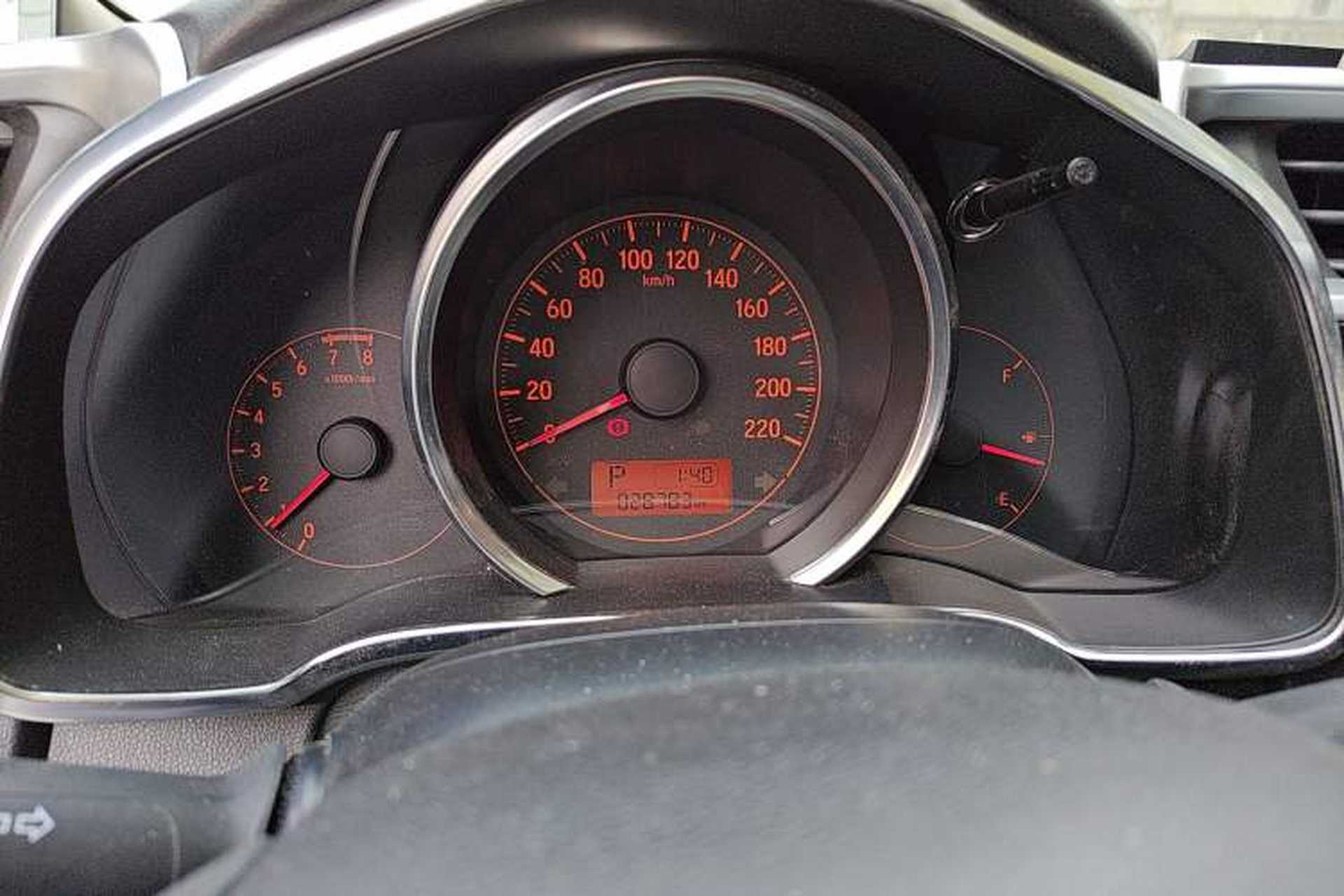 Used Honda Fit 2018 1.5L CVT Comfort Sunroof Version Instrument Cluster
