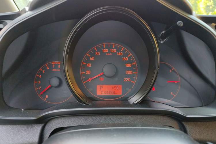 Used Honda Fit 2018 1.5L CVT Comfort Version Instrument Cluster