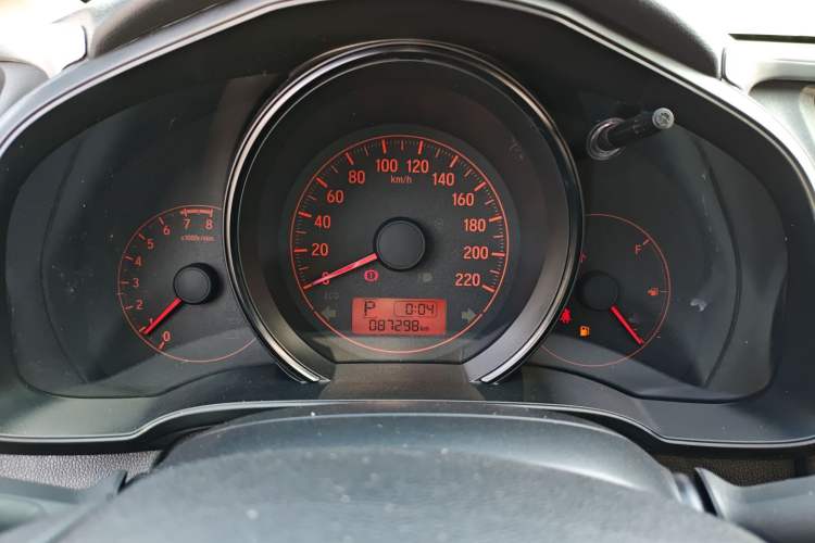 Used Honda Fit 2018 1.5L CVT Comfort Sunroof Version Instrument Cluster