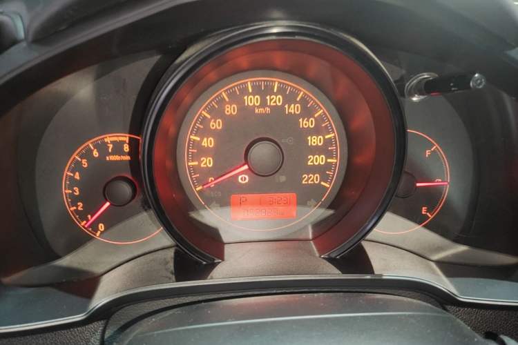 Used Honda Fit 2018 1.5L CVT Comfort Version Instrument Cluster
