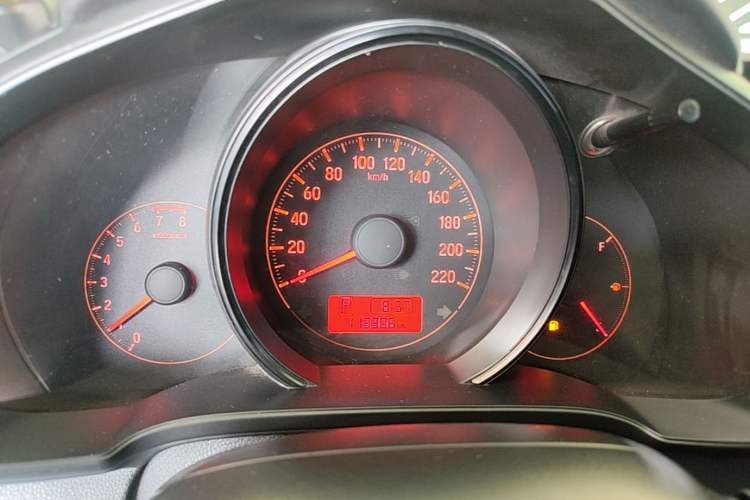 Used Honda Fit 2018 1.5L CVT Comfort Version Instrument Cluster