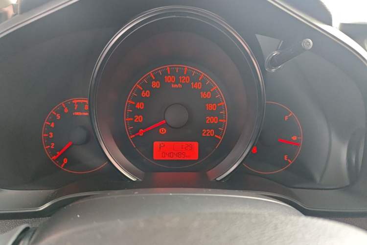 Used Honda Fit 2018 1.5L CVT Comfort Version Instrument Cluster