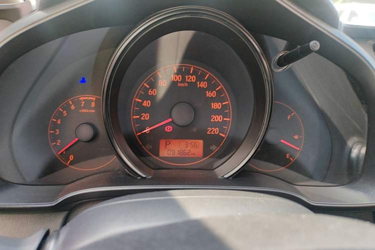 Used Honda Fit 2018 1.5L CVT Comfort Sunroof Version Instrument Cluster