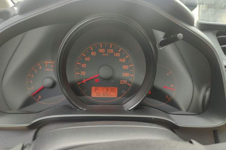 Used Honda Fit 2018 1.5L CVT Comfort Sunroof Version Instrument Cluster