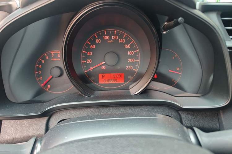 Used Honda Fit 2018 1.5L CVT Comfort Sunroof Version Instrument Cluster