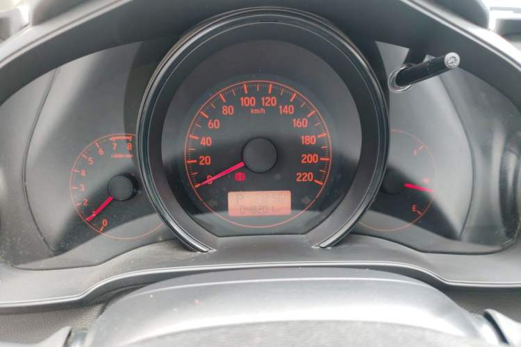Used Honda Fit 2018 1.5L CVT Comfort Sunroof Version Instrument Cluster