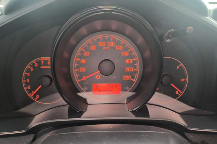Used Honda Fit 2018 1.5L CVT Comfort Sunroof Version Instrument Cluster