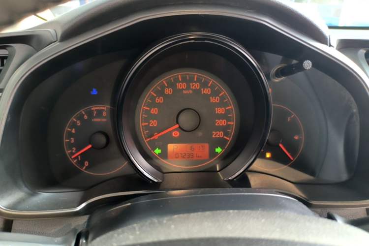 Used Honda Fit 2018 1.5L CVT Comfort Sunroof Version Instrument Cluster