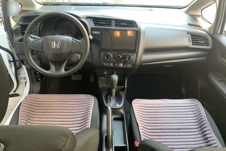 Used Honda Fit 2018 1.5L CVT Comfort Sunroof Version Interior 1
