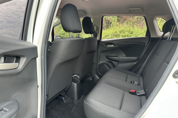 Used Honda Fit 2018 1.5L CVT Comfort Version Interior 1