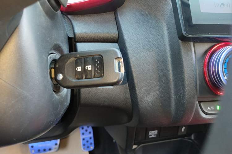 Used Honda Fit 2018 1.5L CVT Comfort Sunroof Version Interior 1