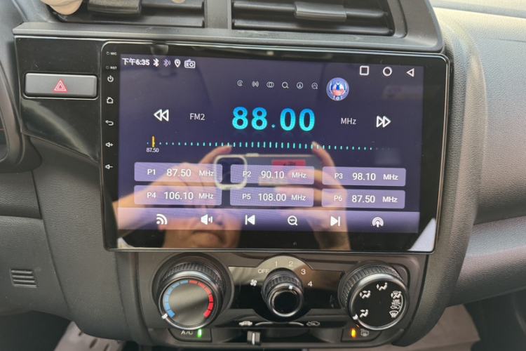 Used Honda Fit 2018 1.5L CVT Comfort Version Interior 11