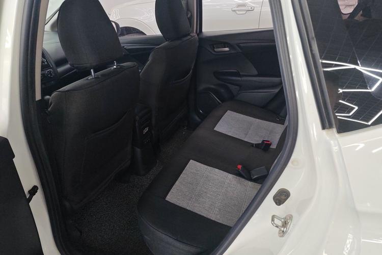 Used Honda Fit 2018 1.5L CVT Comfort Sunroof Version Interior 2