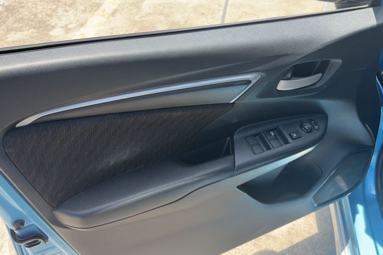 Used Honda Fit 2018 1.5L CVT Trendy Run+ Edition Interior 2