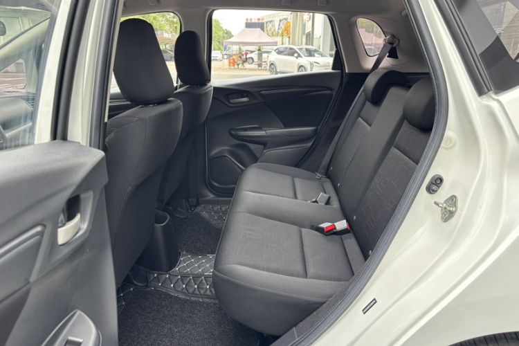 Used Honda Fit 2018 1.5L CVT Comfort Version Interior 2