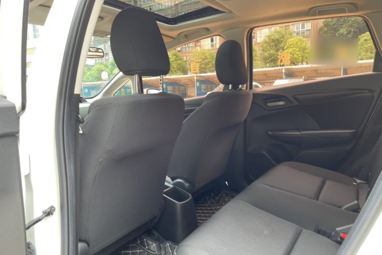Used Honda Fit 2018 1.5L CVT Comfort Sunroof Version Interior 2