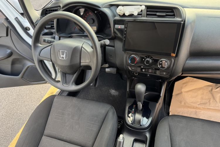Used Honda Fit 2018 1.5L CVT Comfort Version Interior 2